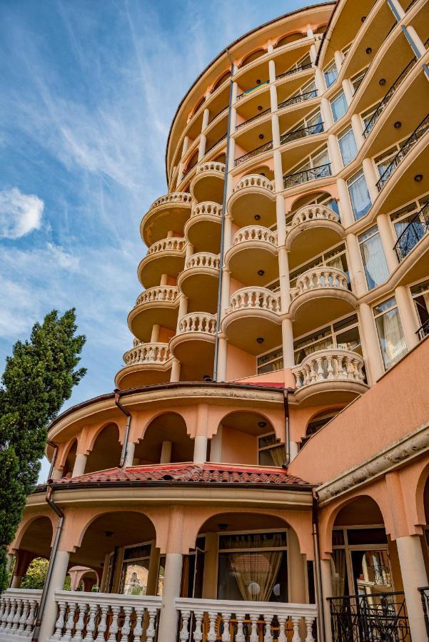 Menada Atrium Apartments エレニテ エクステリア 写真