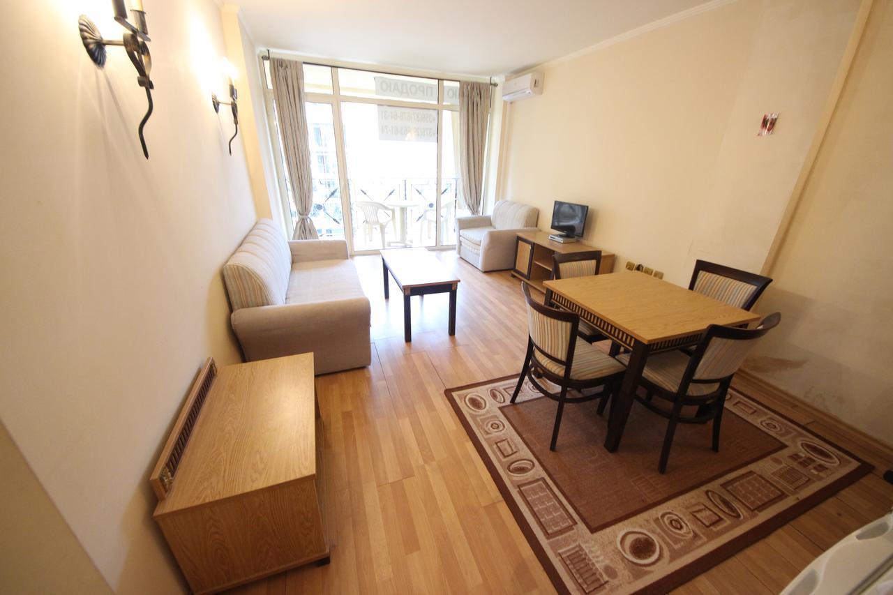Menada Atrium Apartments エレニテ エクステリア 写真